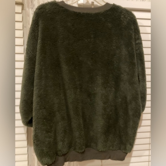 Ladies Size Large Cherish Pullover Green Thick Sweater With Pockets - Picture 4 of 16